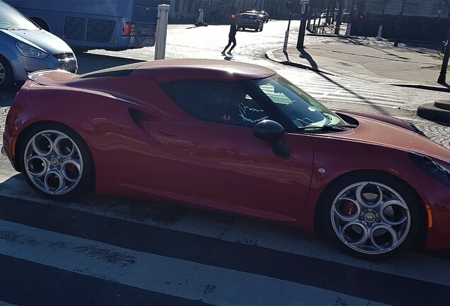 Alfa Romeo 4C Coupé