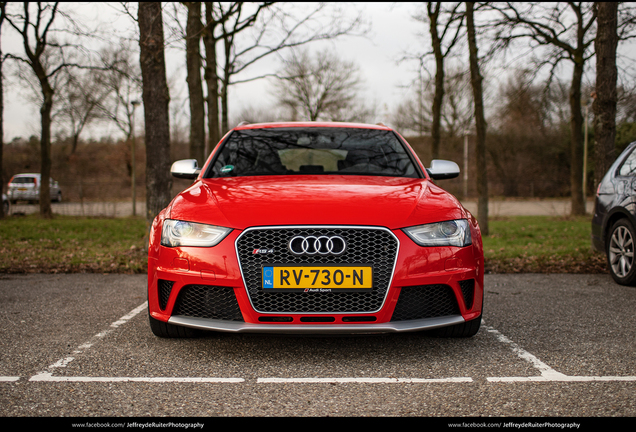 Audi RS4 Avant B8