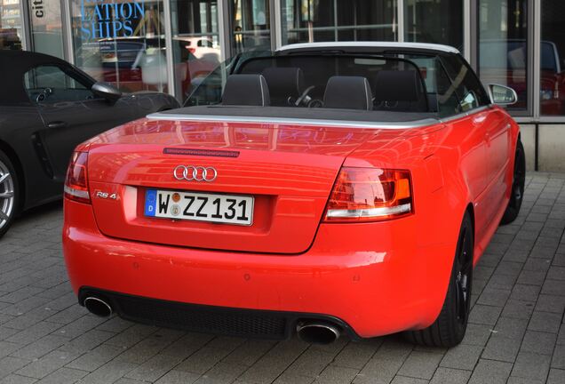 Audi RS4 Cabriolet