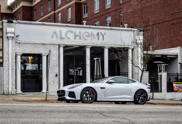 Jaguar F-TYPE SVR Coupé