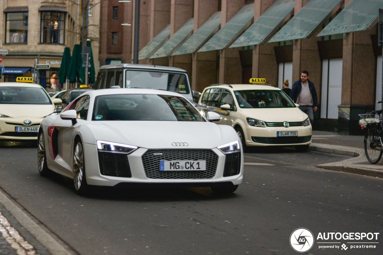 Audi R8 V10 Plus 2015