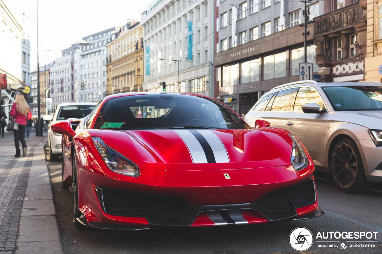 Ferrari 488 Pista