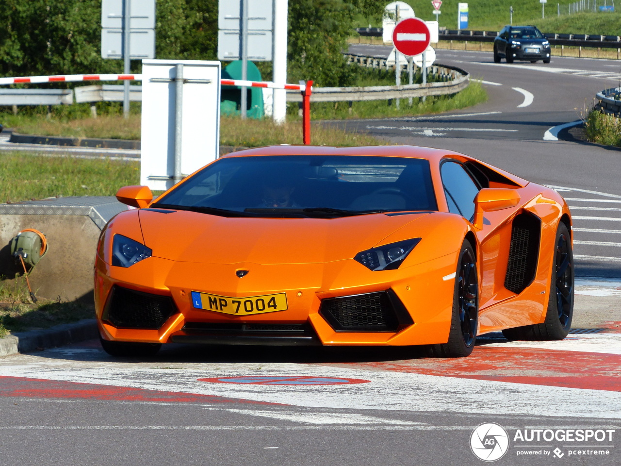 Lamborghini Aventador LP700-4