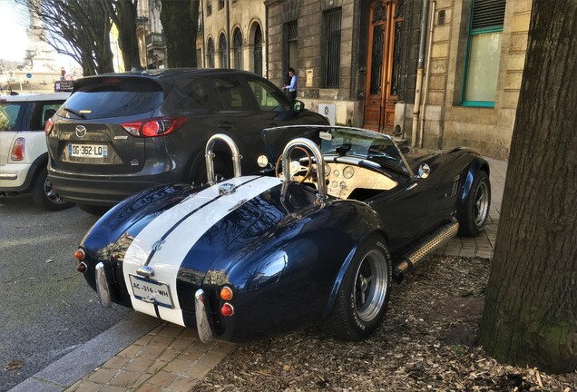 AC Cobra 427