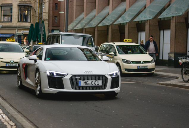 Audi R8 V10 Plus 2015