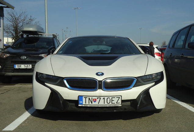 BMW i8