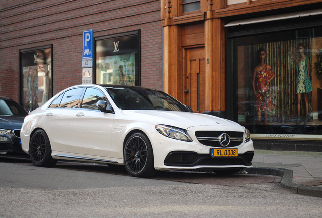 Mercedes-AMG C 63 S W205