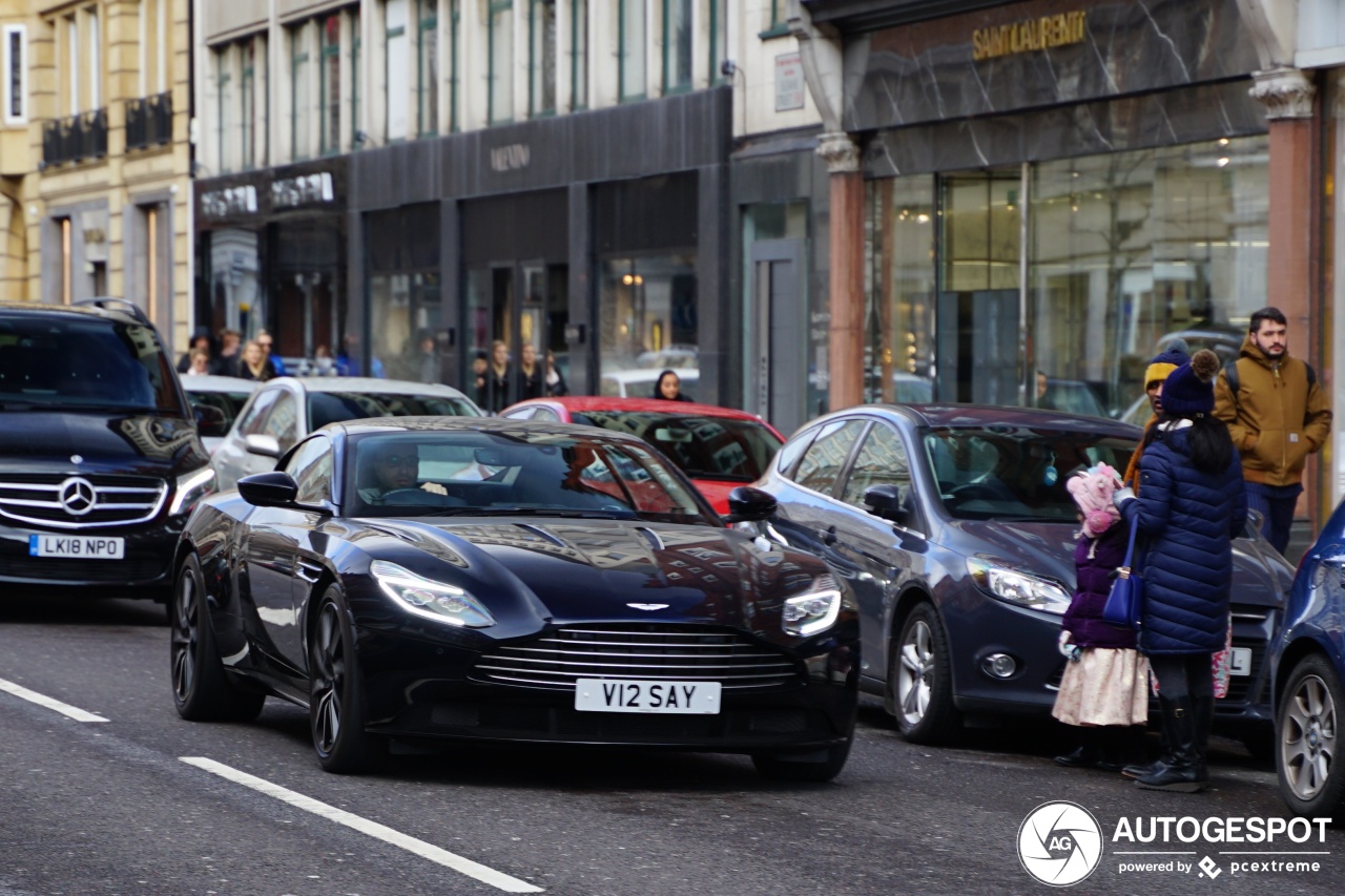 Aston Martin DB11