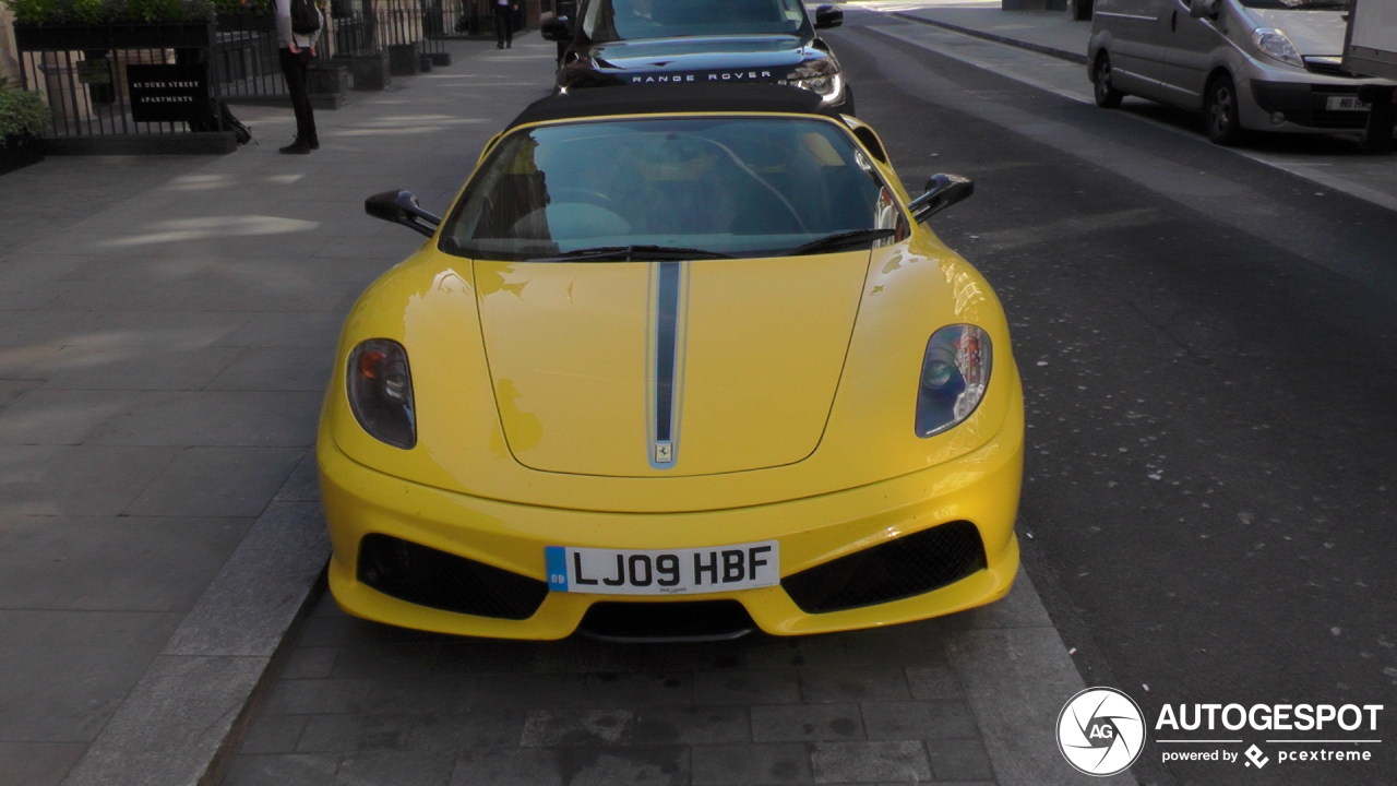 Ferrari Scuderia Spider 16M