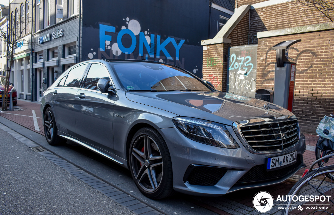 Mercedes-Benz S 63 AMG V222