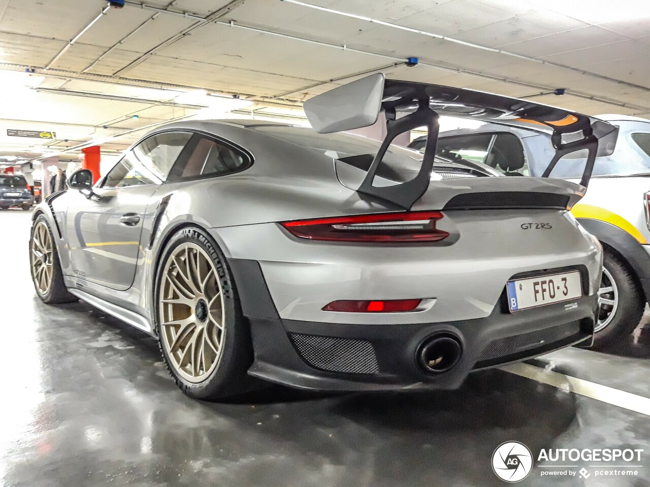 Porsche 991 GT2 RS Weissach Package