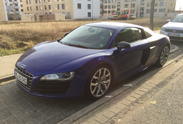 Audi R8 V10