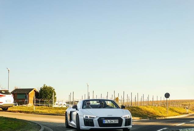 Audi R8 V10 Spyder 2016