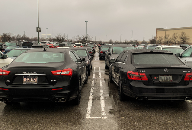 Mercedes-Benz E 63 AMG W212 V8 Biturbo