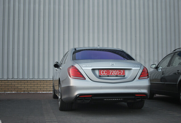 Mercedes-AMG S 63 V222