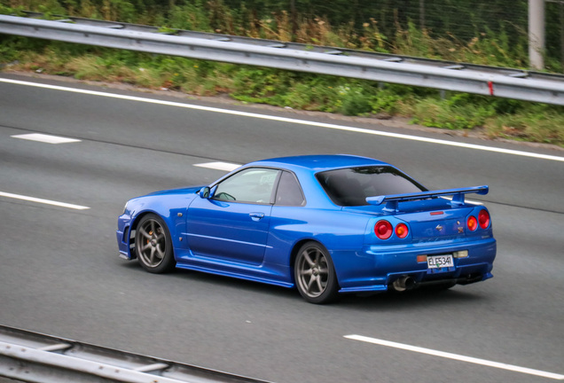 Nissan Skyline R34 GT-R