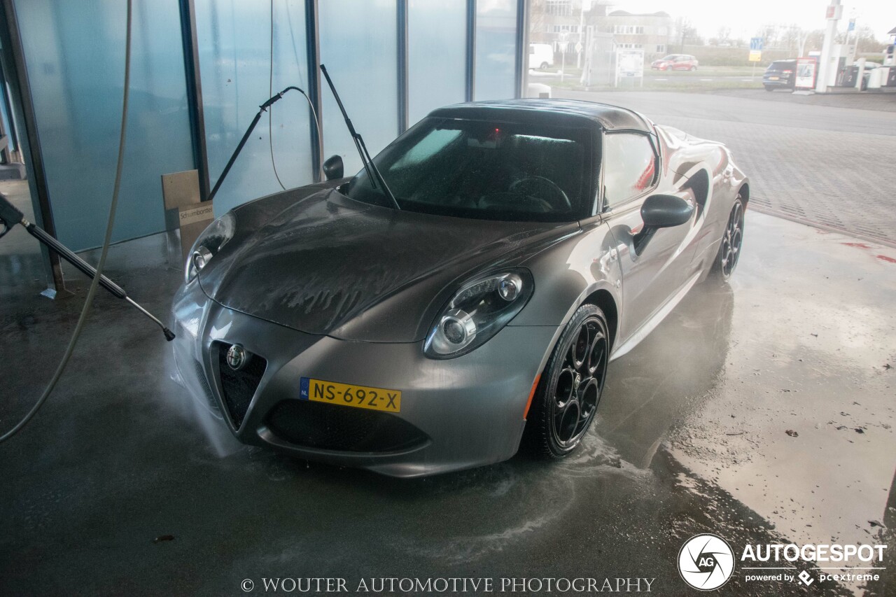 Alfa Romeo 4C Spider