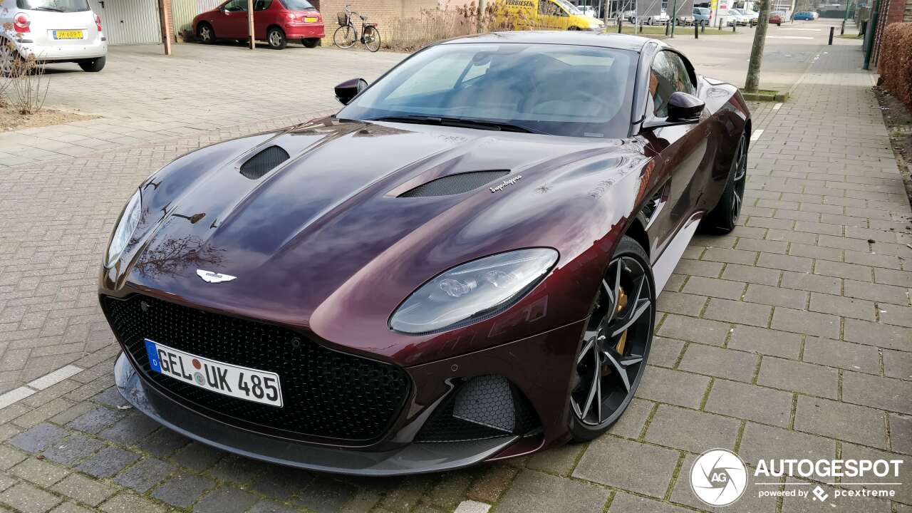 Aston Martin DBS Superleggera