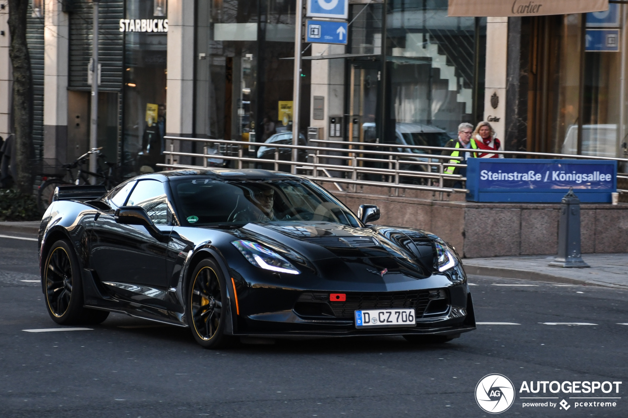 Chevrolet Corvette C7 Z06 R Edition