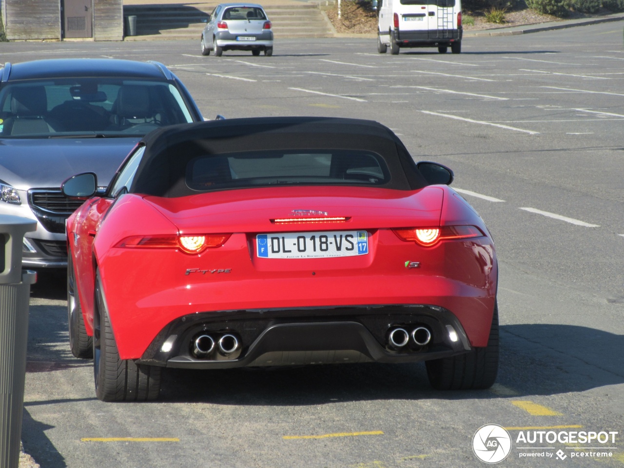 Jaguar F-TYPE S V8 Convertible