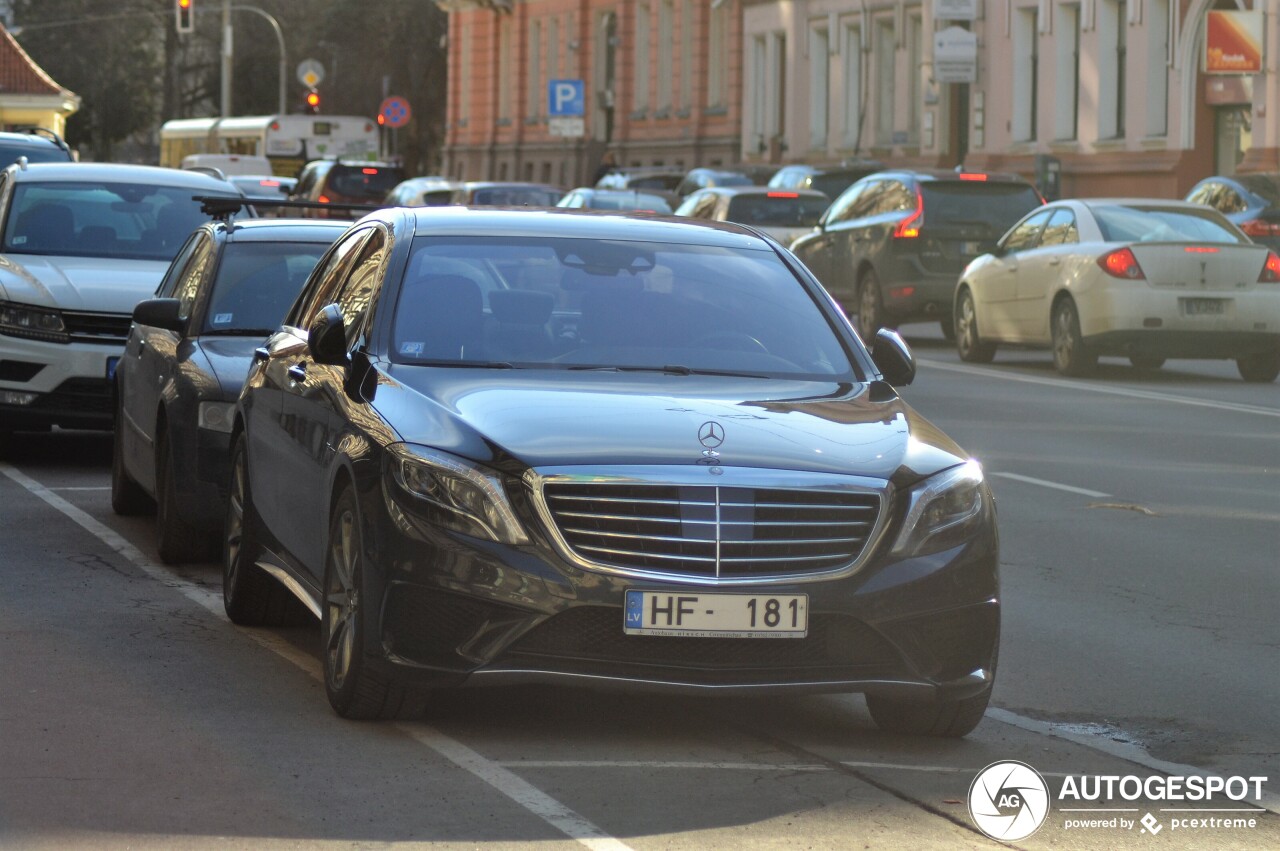 Mercedes-Benz S 63 AMG V222