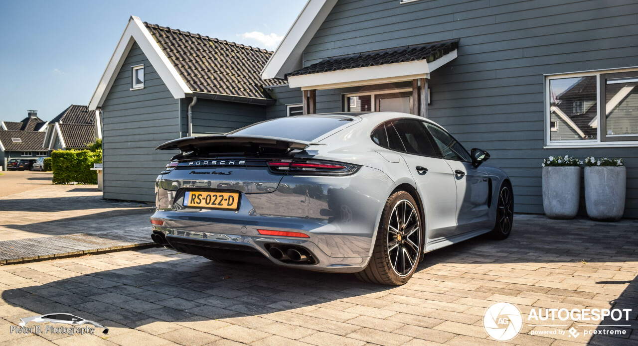 Porsche 971 Panamera Turbo S E-Hybrid