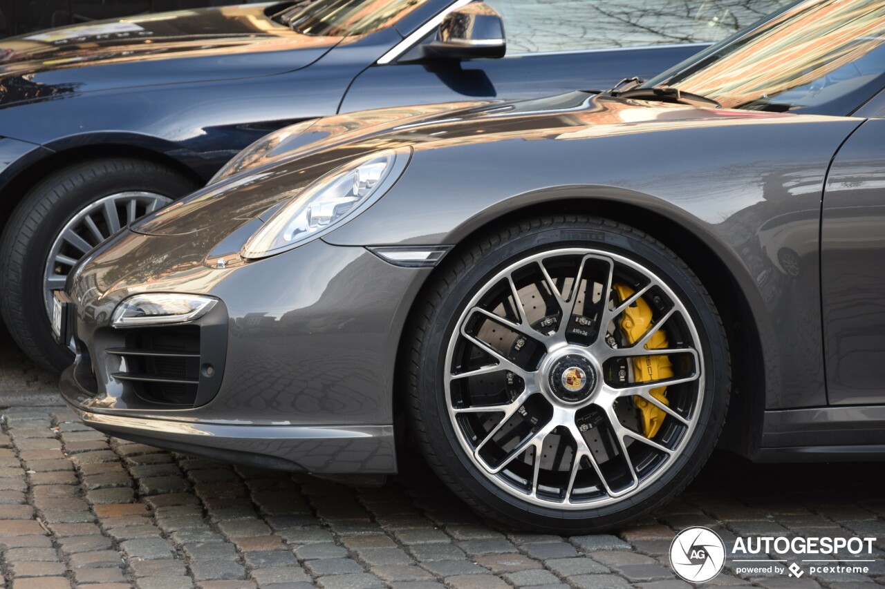 Porsche 991 Turbo S Cabriolet MkI