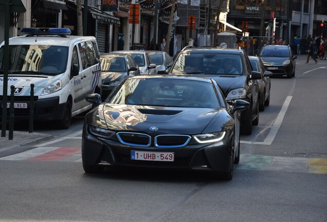 BMW i8