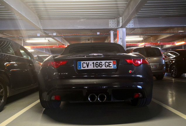 Jaguar F-TYPE S Convertible British Design Edition