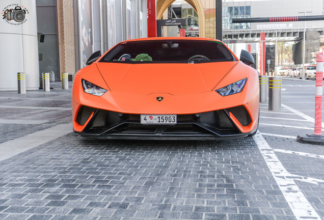 Lamborghini Huracán LP640-4 Performante