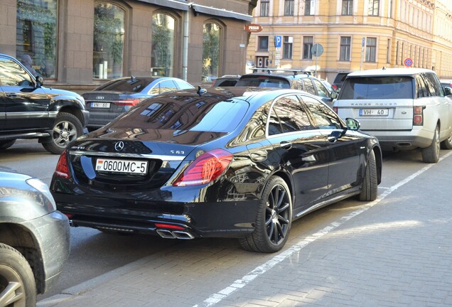 Mercedes-AMG S 63 V222