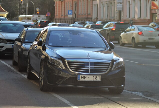 Mercedes-Benz S 63 AMG V222