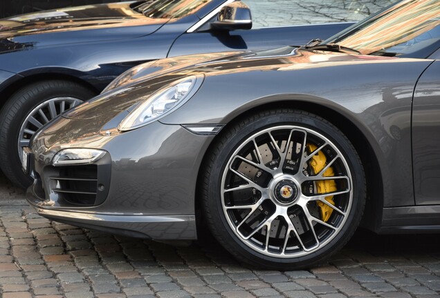Porsche 991 Turbo S Cabriolet MkI