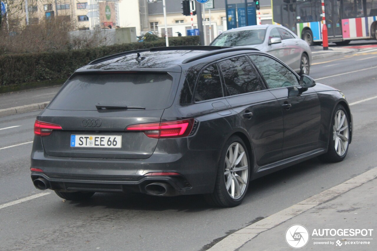 Audi RS4 Avant B9