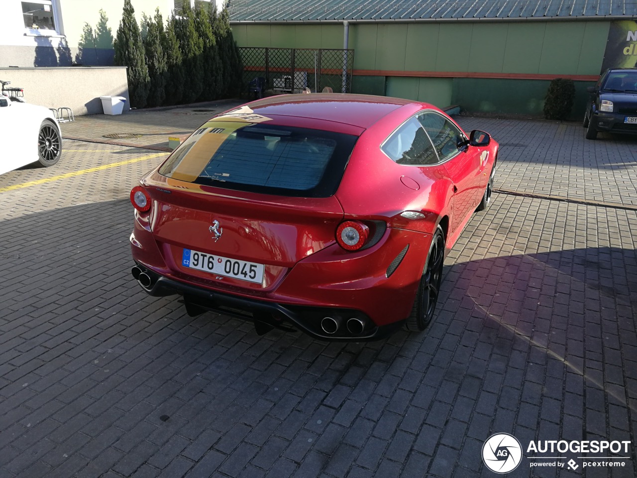 Ferrari FF