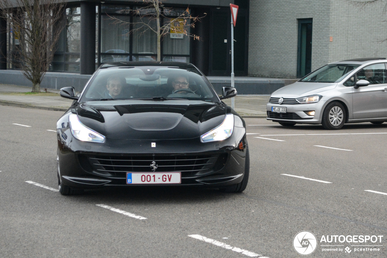 Ferrari GTC4Lusso T