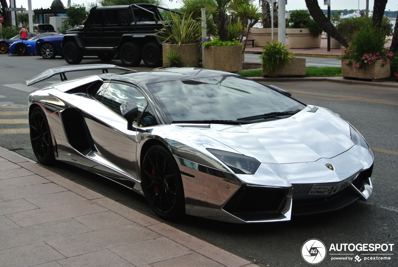 Lamborghini Aventador LP700-4 Roadster