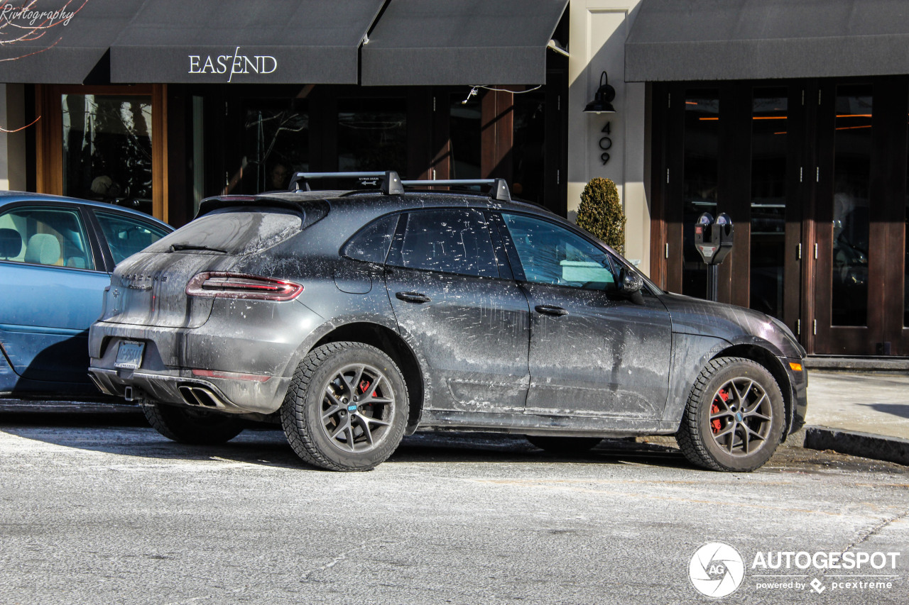 Porsche 95B Macan Turbo