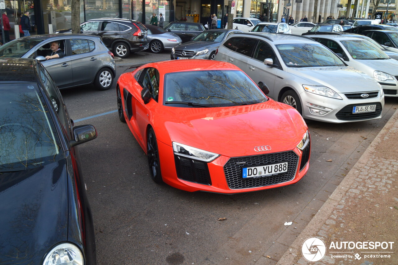 Audi R8 V10 2015