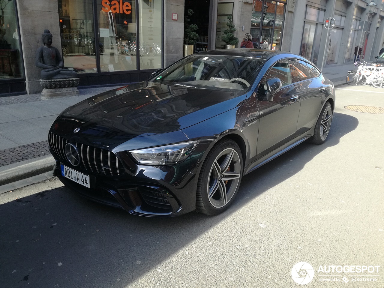 Mercedes-AMG GT 63 S X290