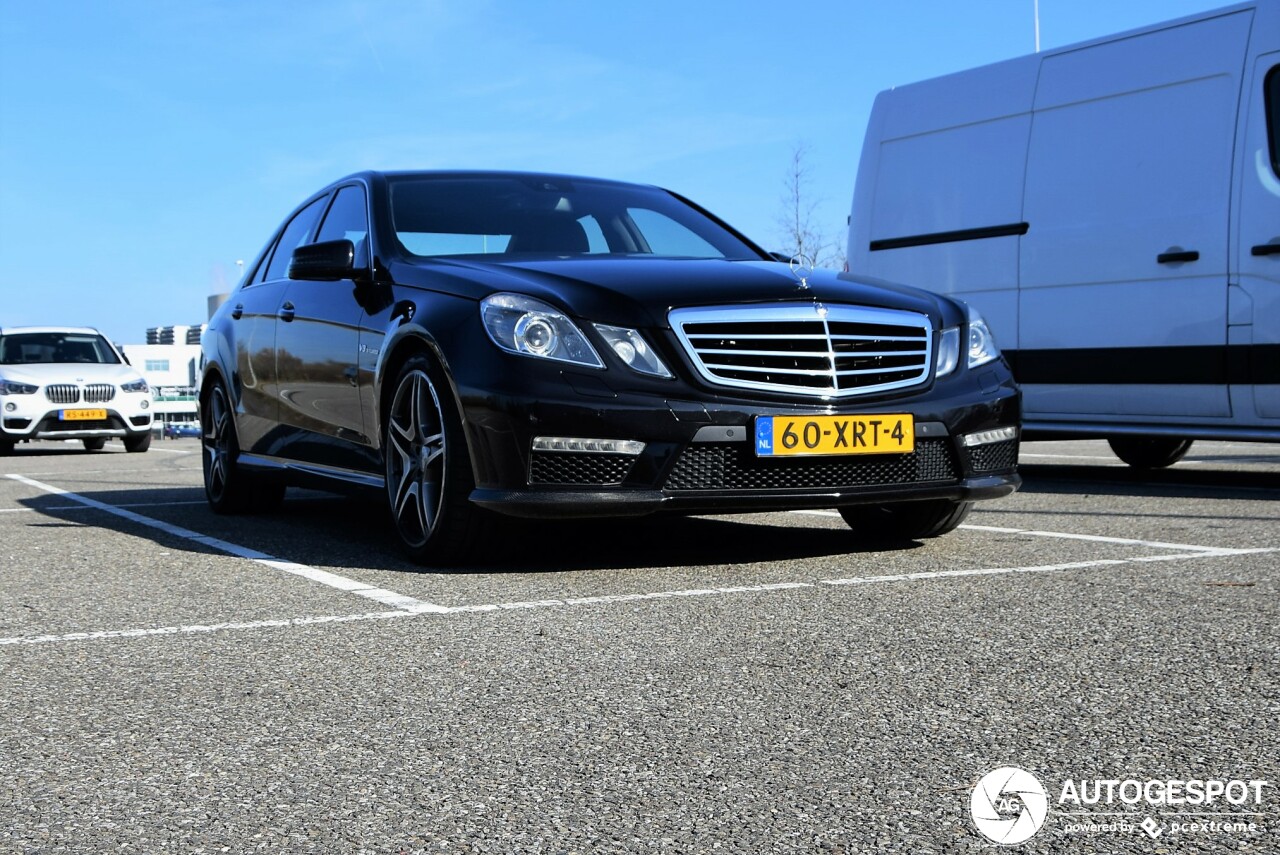 Mercedes-Benz E 63 AMG W212 V8 Biturbo