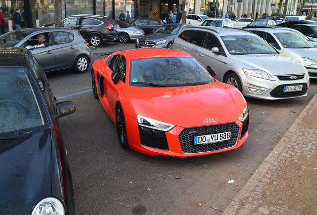 Audi R8 V10 2015