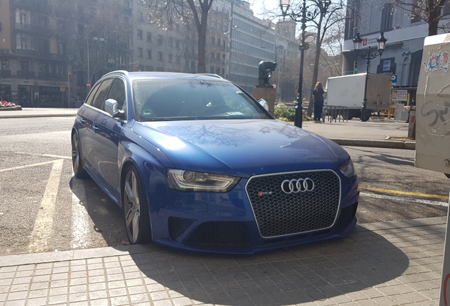 Audi RS4 Avant B8