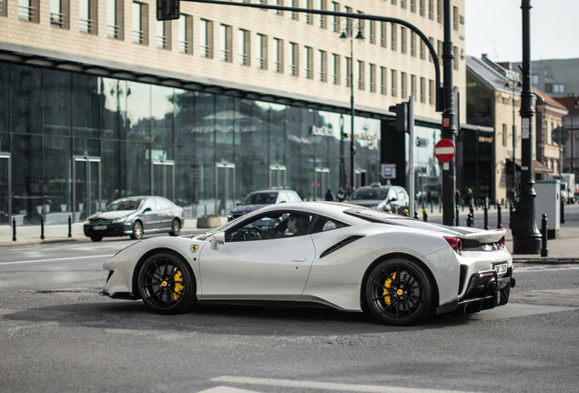 Ferrari 488 Pista