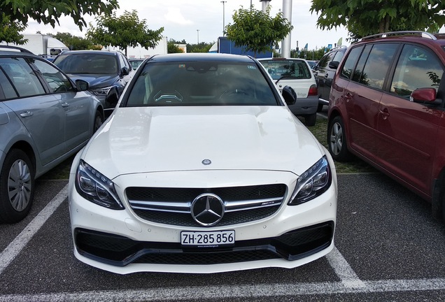 Mercedes-AMG C 63 S W205