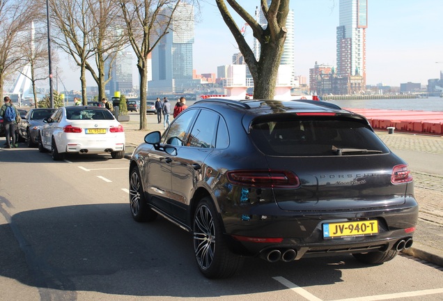 Porsche 95B Macan Turbo