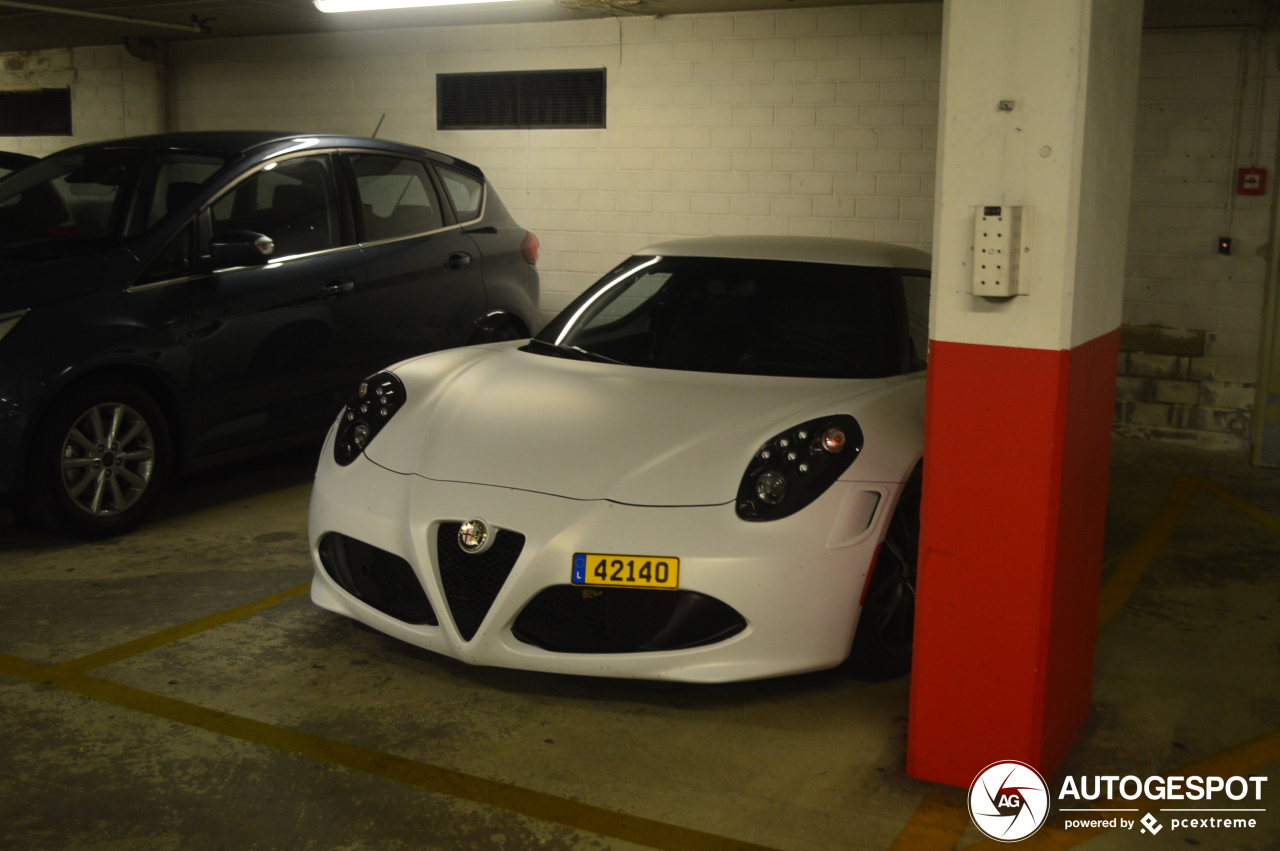 Alfa Romeo 4C Coupé