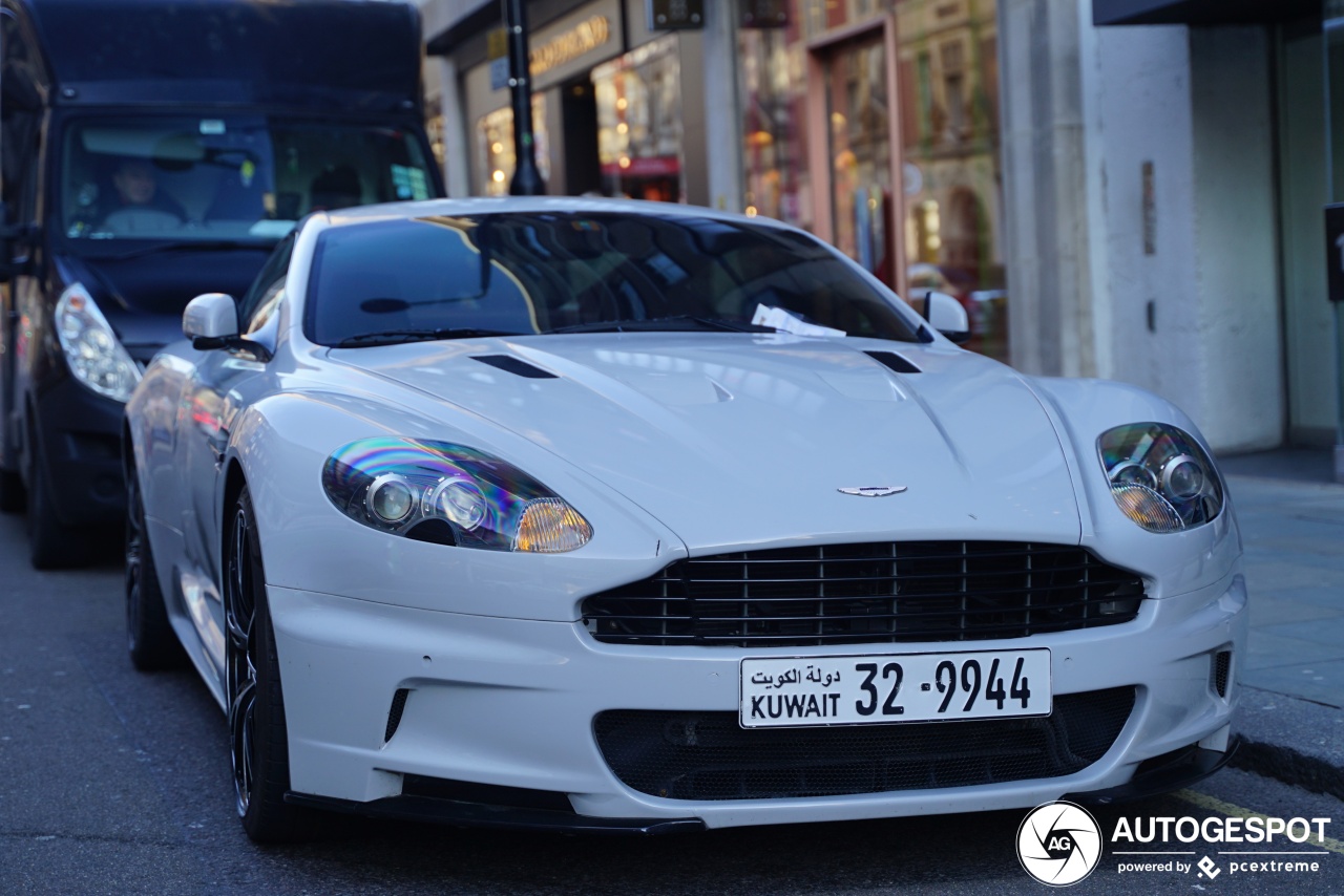 Aston Martin DBS Carbon Edition