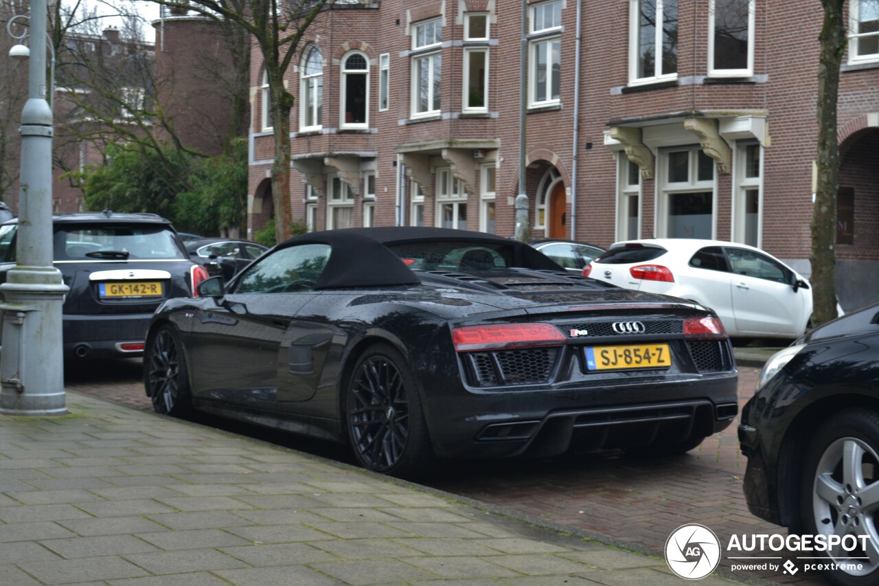 Audi R8 V10 Spyder 2016