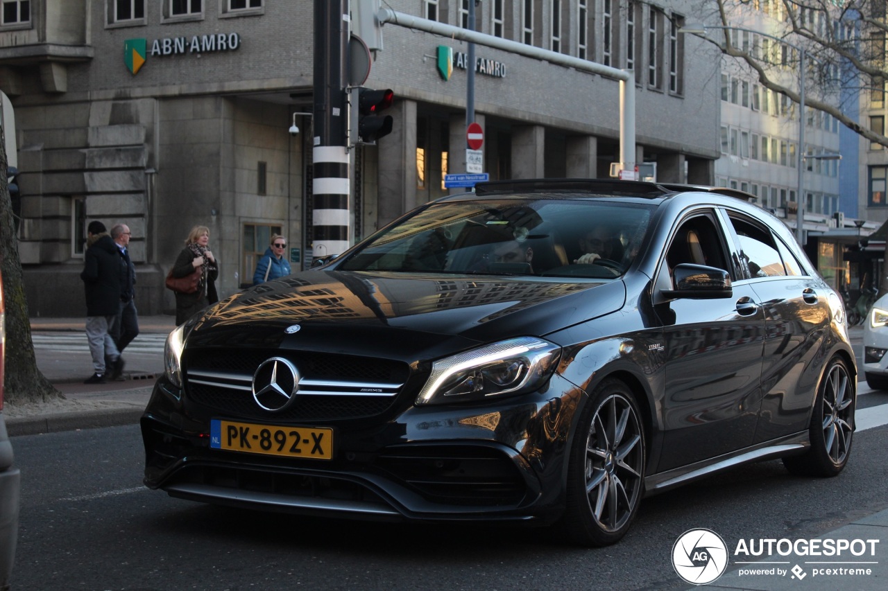 Mercedes-AMG A 45 W176 2015